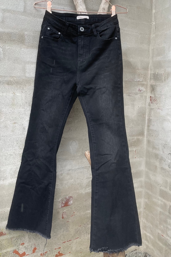 Cabana Living 6947 Ibi mørk grå jeans med svaj og frynser i bukseben