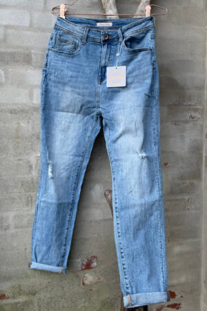 Cabana Living Haiti jeans 7165 i medium denim. Med 5 lommer