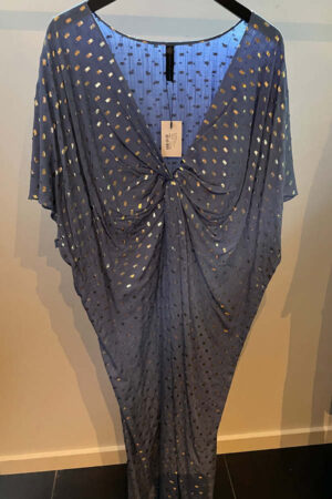 Design by Laerke Afrodite kjole i blå med guld mønster